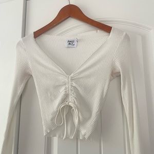 Princess Polly- White ribbed v neck crunch top